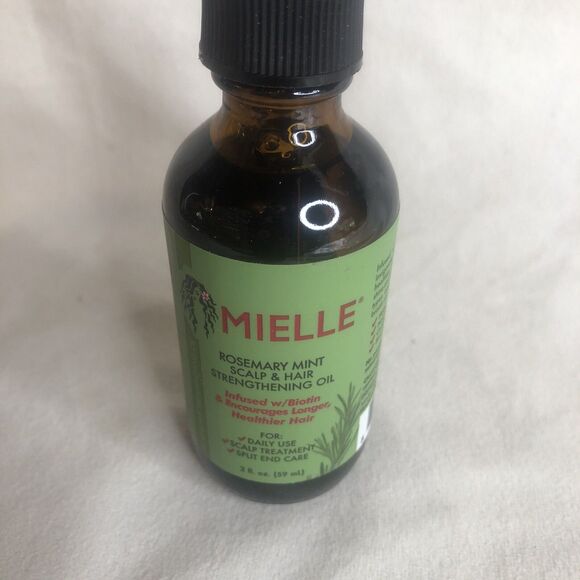 MIELLE ROSEMARY MINT SCALP AND HAIR STRENGTHENING OIL - Picture 2 of 4